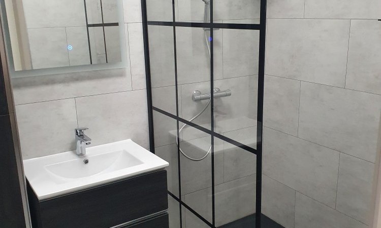 Salle de bain entièrement rénovée à Phalempin Concept 3D